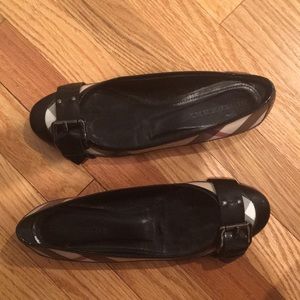 Burberry Black and White Flats